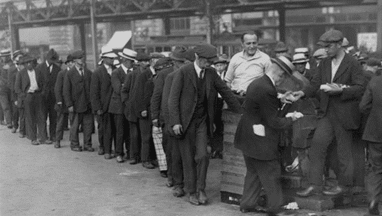 People standing in line during the Great Depression  (black & white)